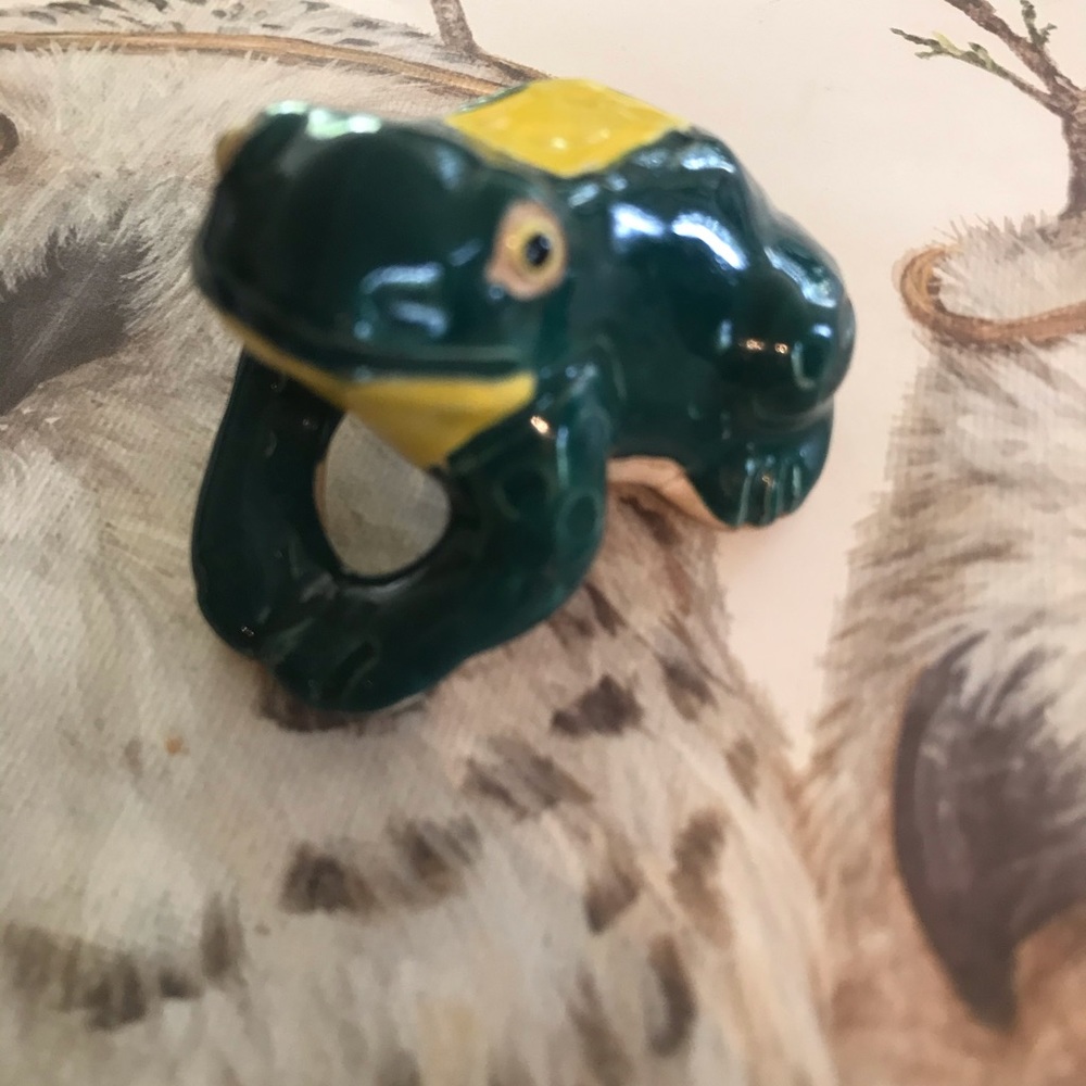 💋SOLD💋FROG FIGURE Handcrafted in the Amazon,